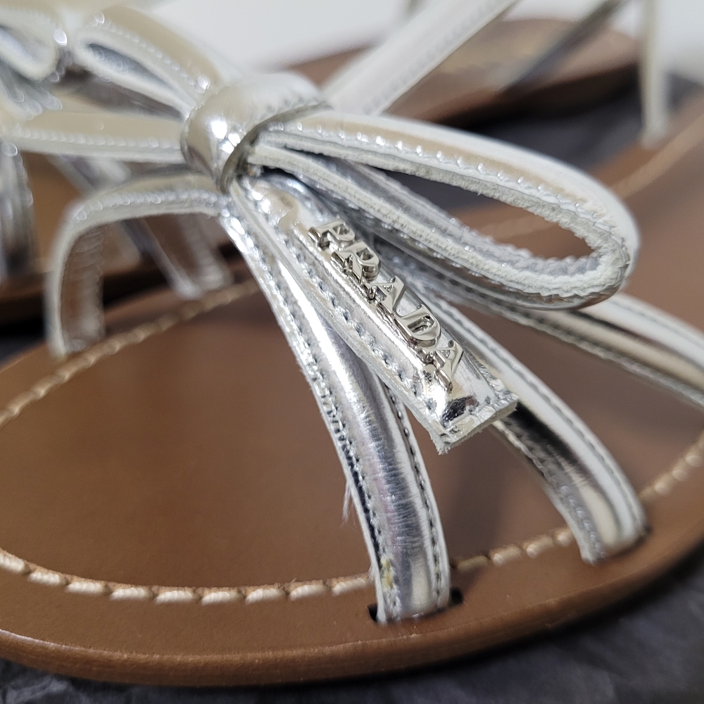 New Prada Leather Bow Logo Silver Sandals - Picture 5 of 11